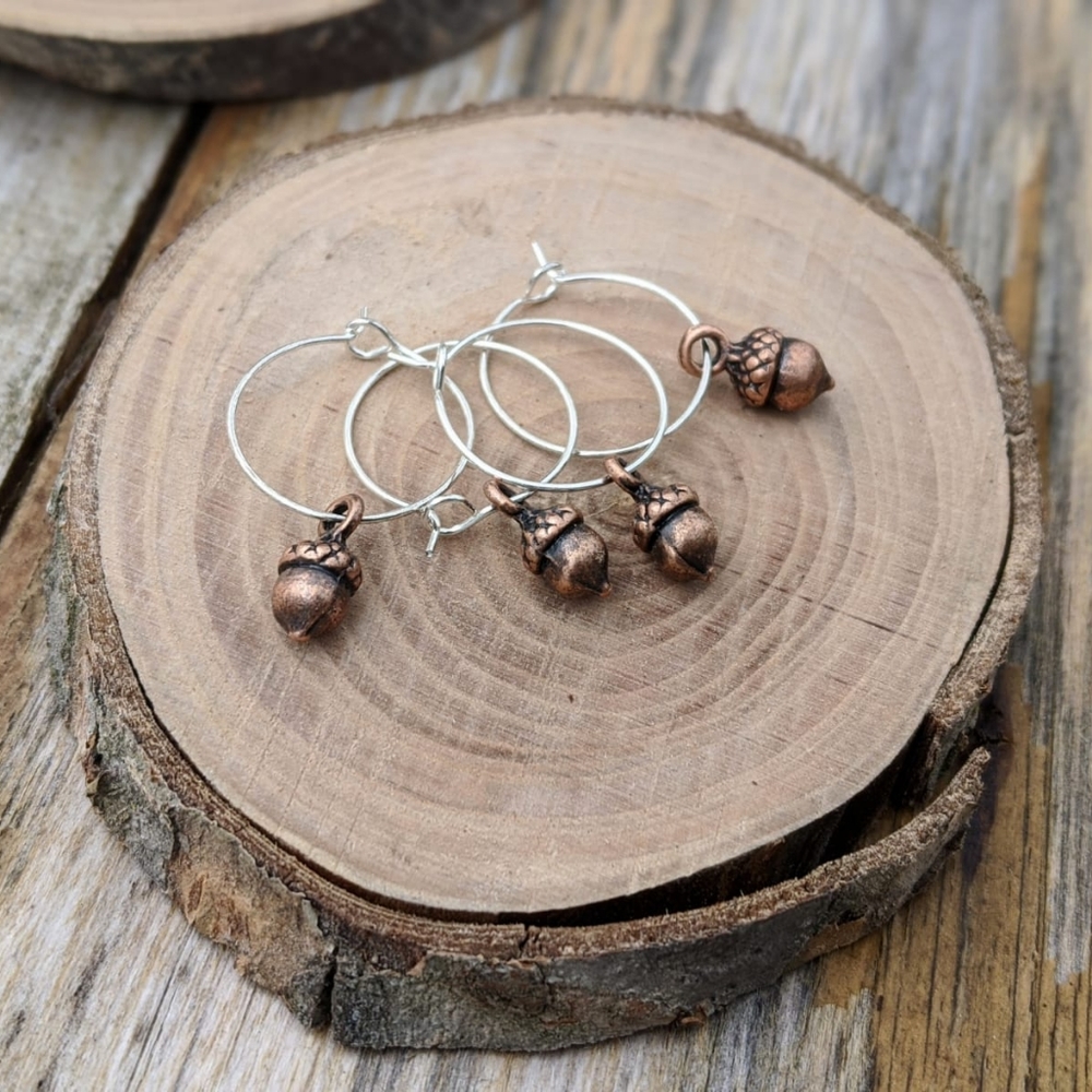 Acorn Wine Charms - Picture 2 of 2